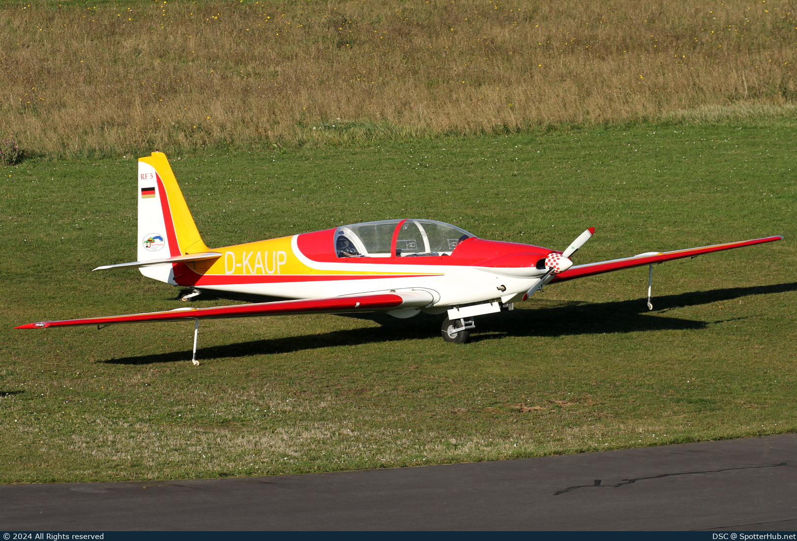 Photo of D-KAUP - Sportavia-Pützer Fournier RF 5 operated by Private