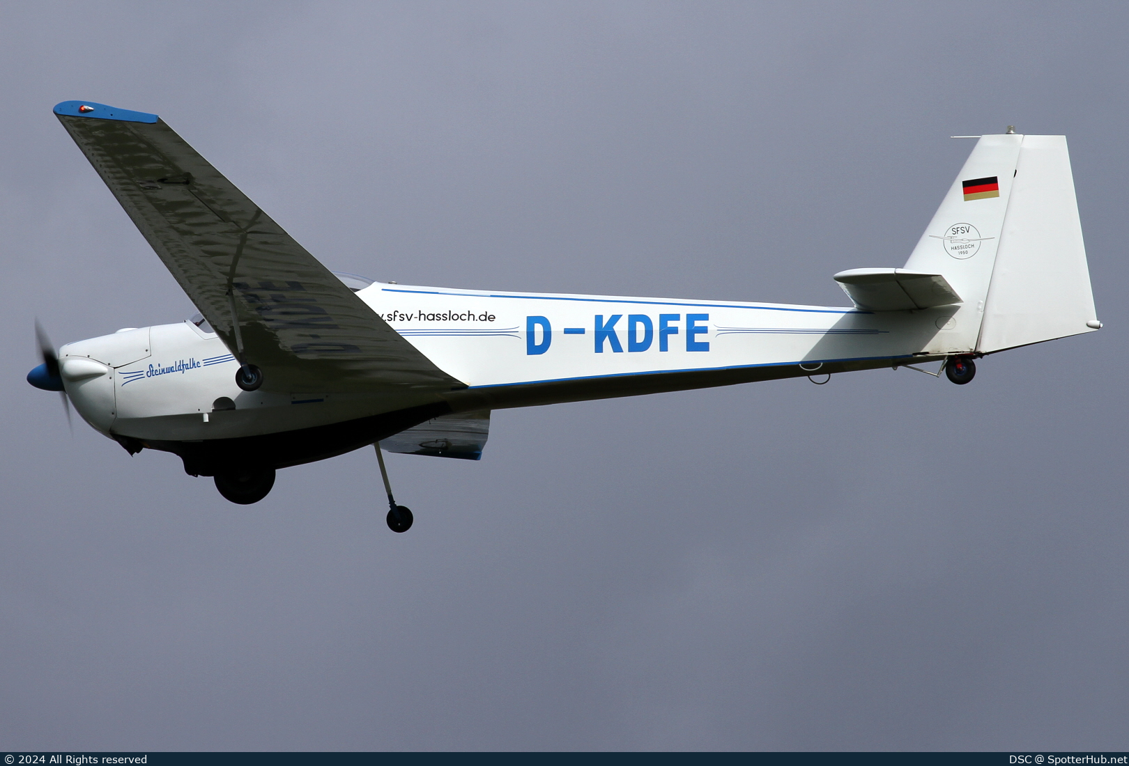 Photo of D-KDFE - Scheibe SF 25C Rotax-Falke operated by Segelflugsportverein Hassloch