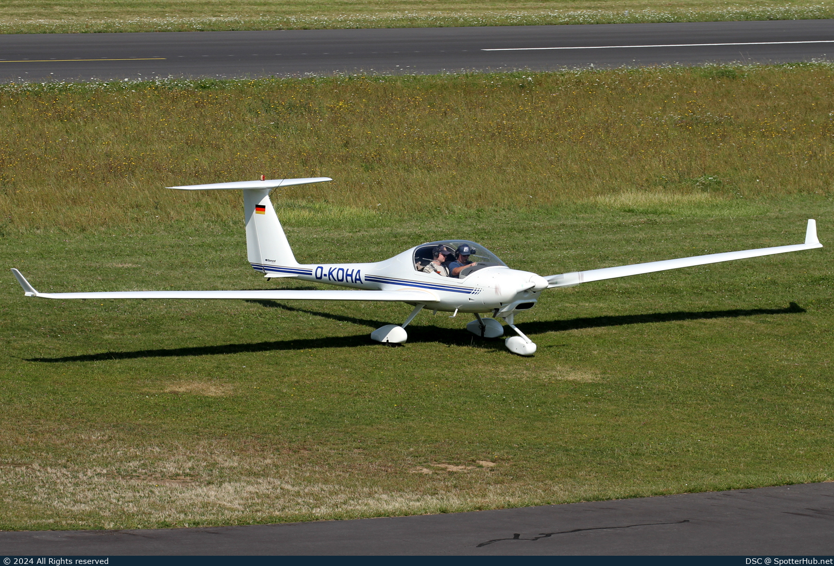 Photo of D-KDHA - Diamond HK36TC Super Dimona operated by Luftsportclub Hamm