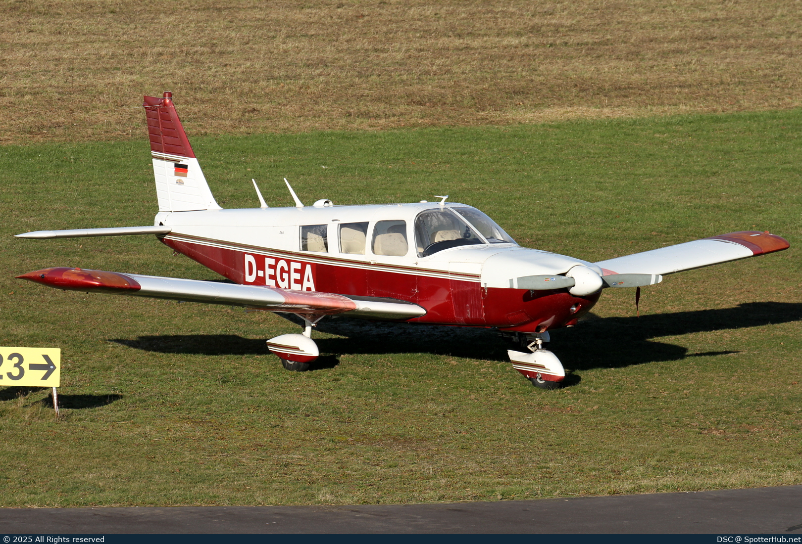 Photo of D-EGEA - Piper PA-32-260 Cherokee Six operated by Private