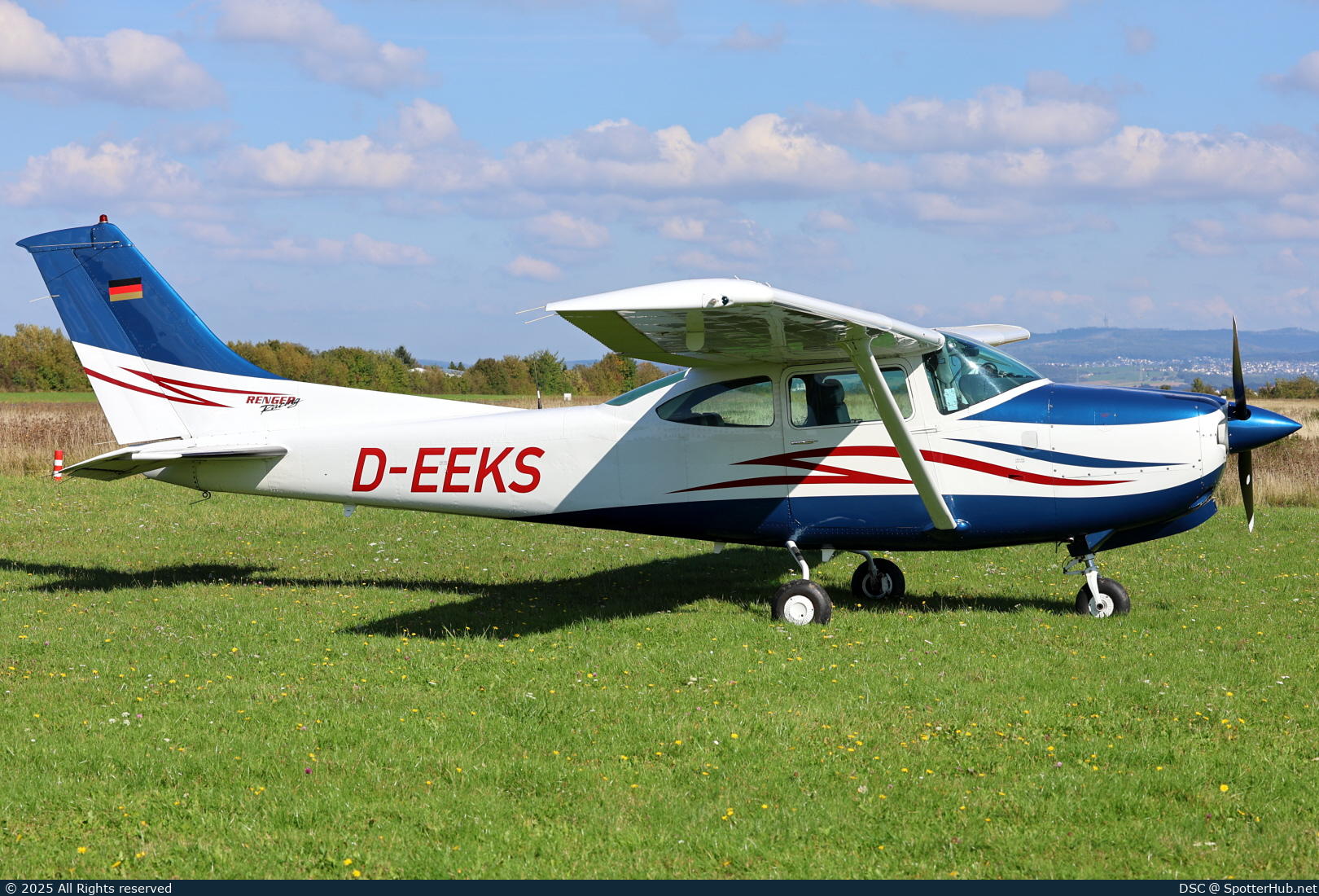 Photo of D-EEKS - Cessna TR182 Turbo Skylane RG operated by Private