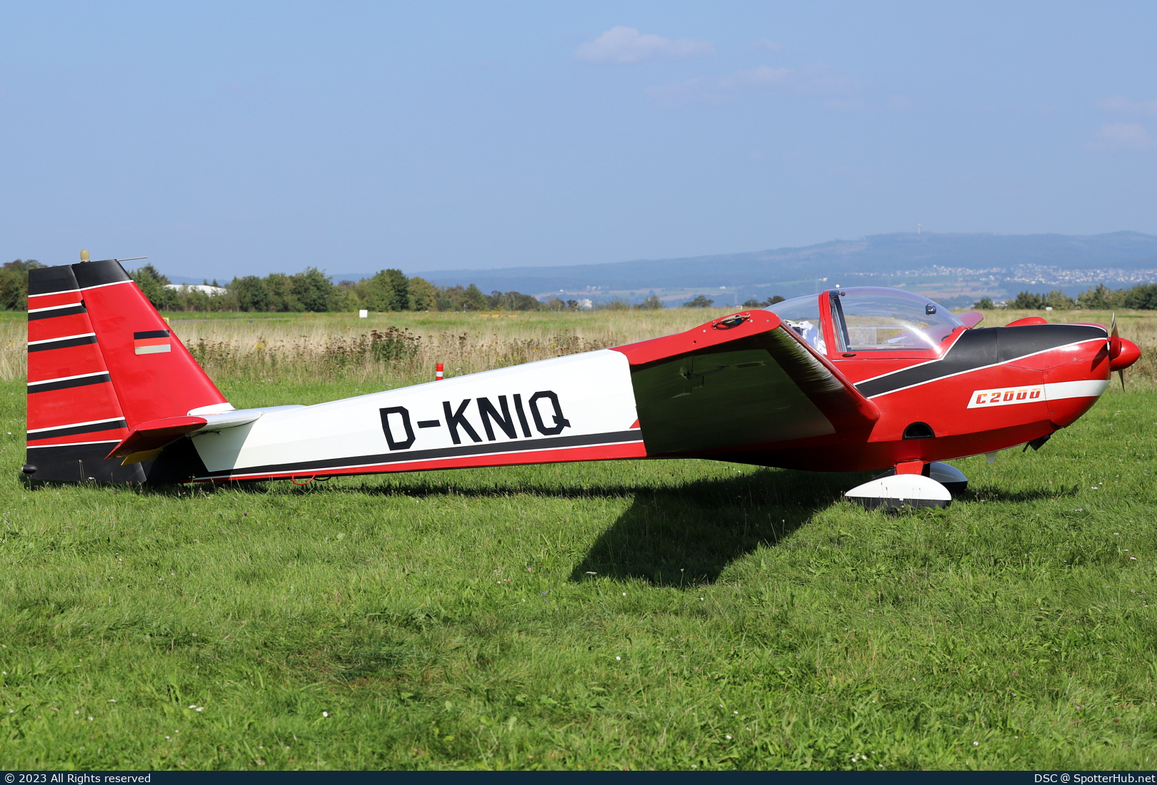 Photo of D-KNIQ - Scheibe SF 25C Falke 2000 operated by Private