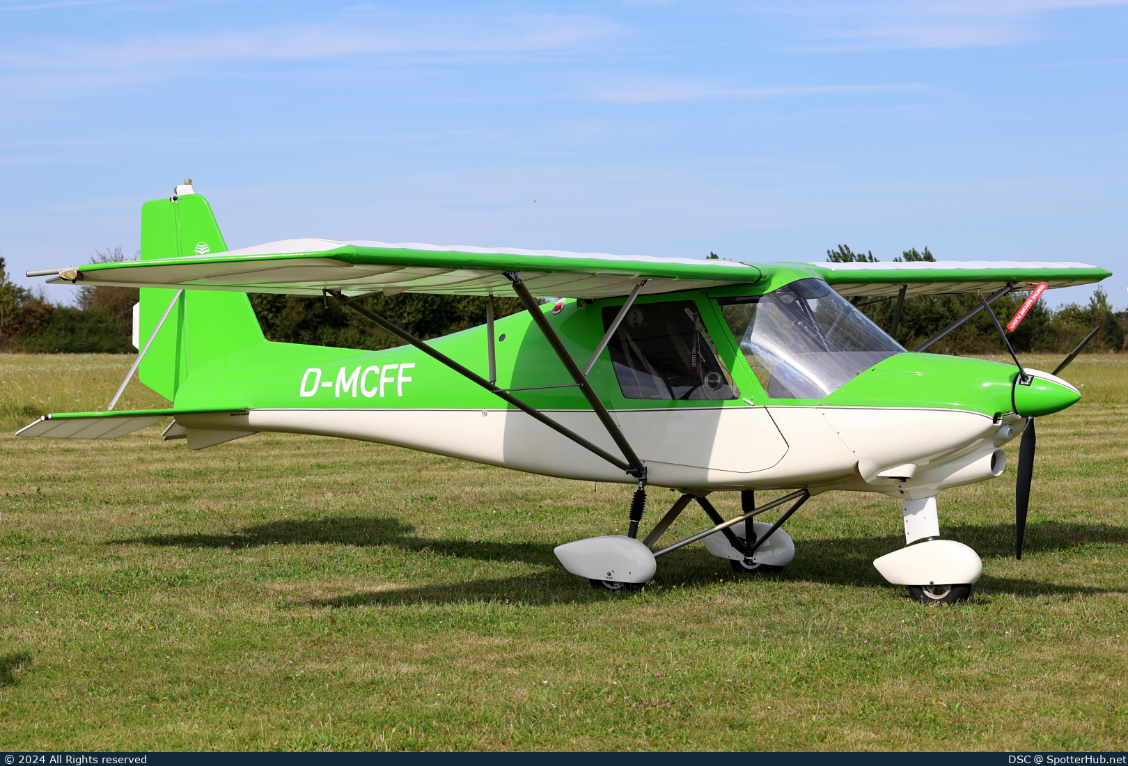 Photo of D-MCFF - Comco Ikarus C42 operated by Private