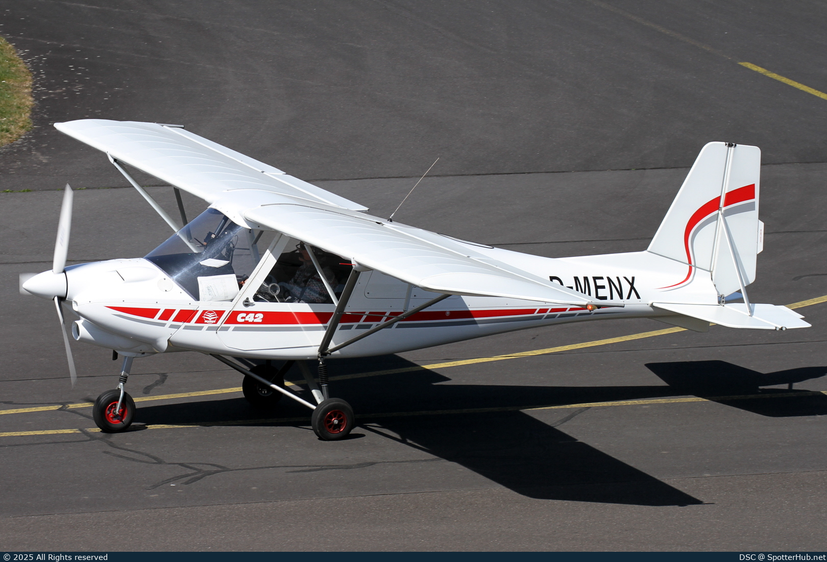 Photo of D-MENX - Comco Ikarus C42 B operated by Fliegerclub Stadtlohn