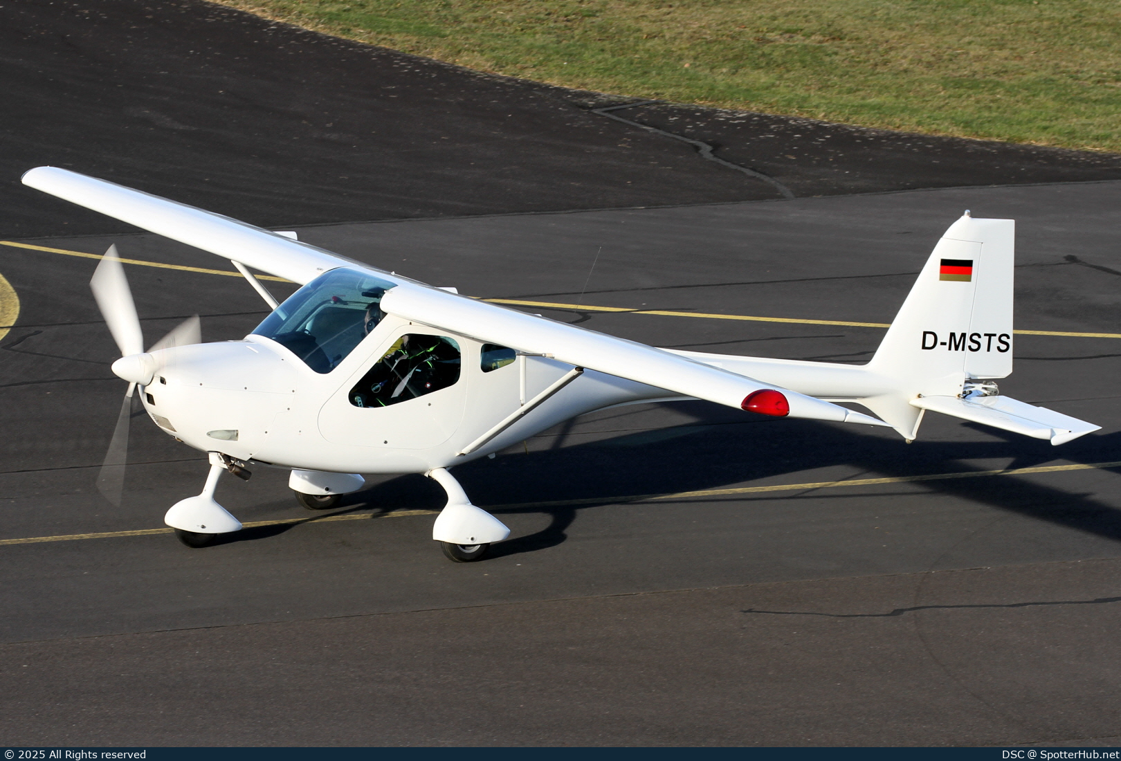 Photo of D-MSTS - Remos G3 Mirage operated by Private