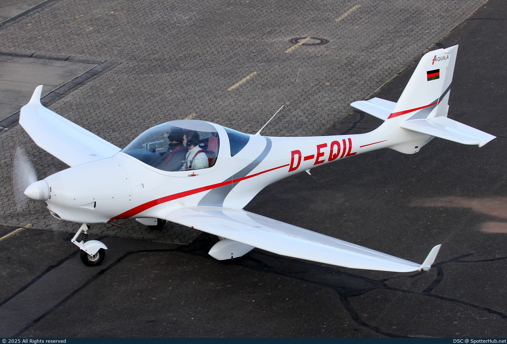Photo of D-EQIL - Aquila A210 operated by Private