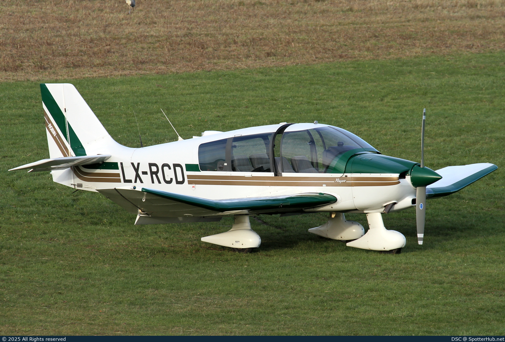 Photo of LX-RCD - Robin DR400/180 Régent operated by Aviasport Luxembourg