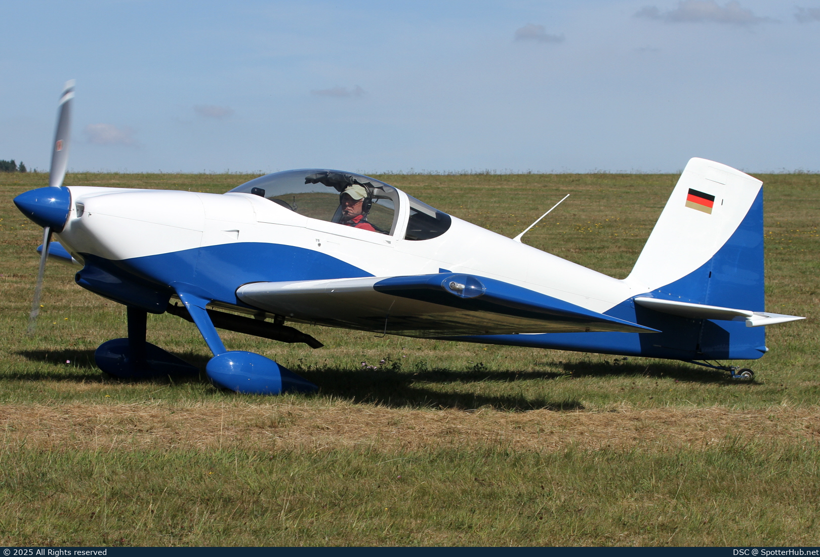 Photo of D-EPGL - Vans RV-7 operated by Private