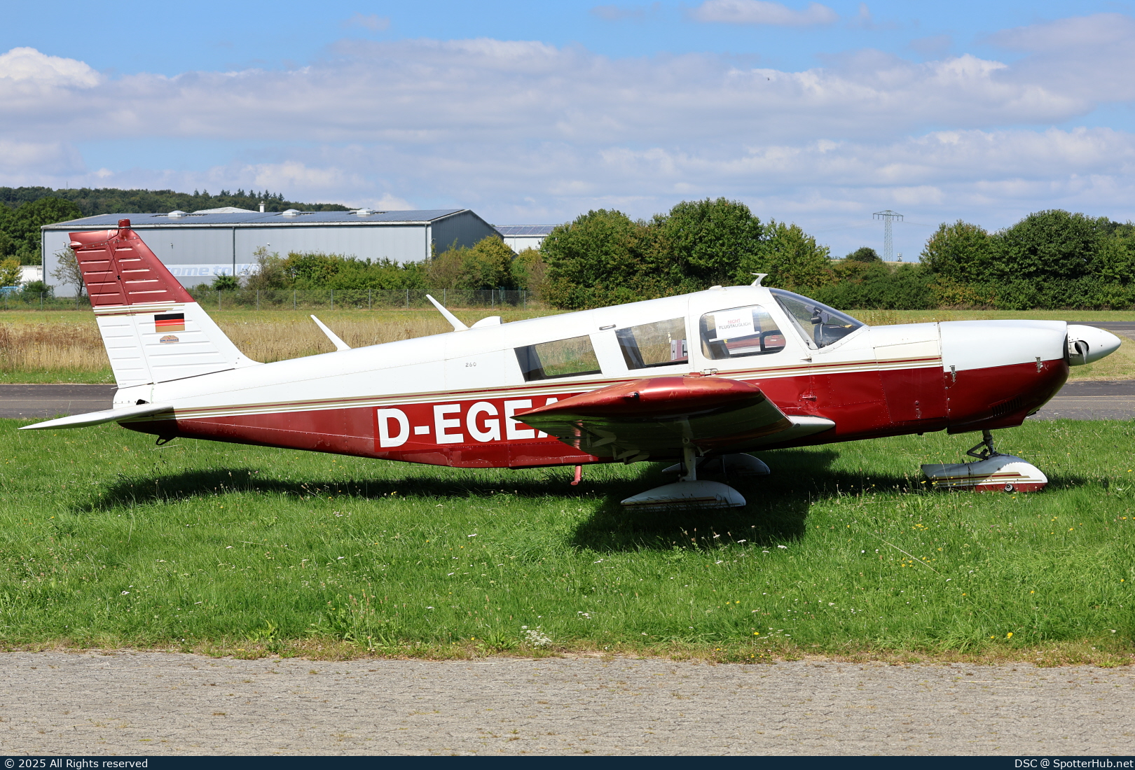 Photo of D-EGEA - Piper PA-32-260 Cherokee Six operated by Private