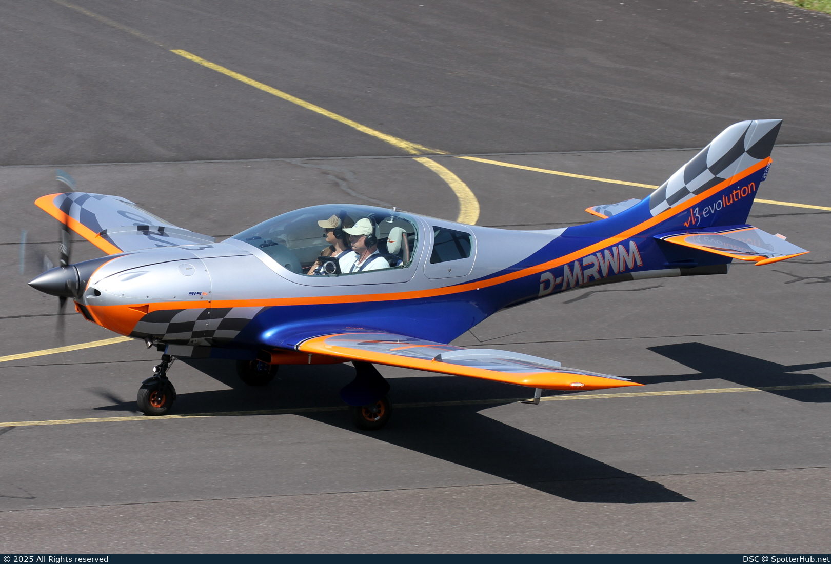 Photo of D-MRWM - JMB VL-3-Evolution RG operated by Private