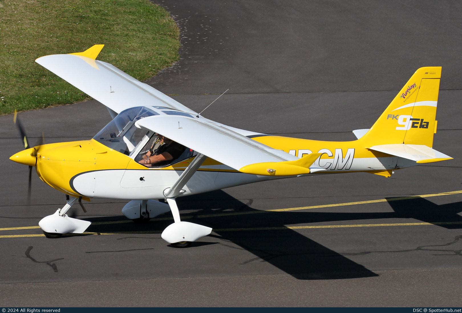 Photo of D-MBCM - FK-Lightplanes FK9 Mk.IV ELA operated by Fliegergruppe Plettenberg-Herscheid