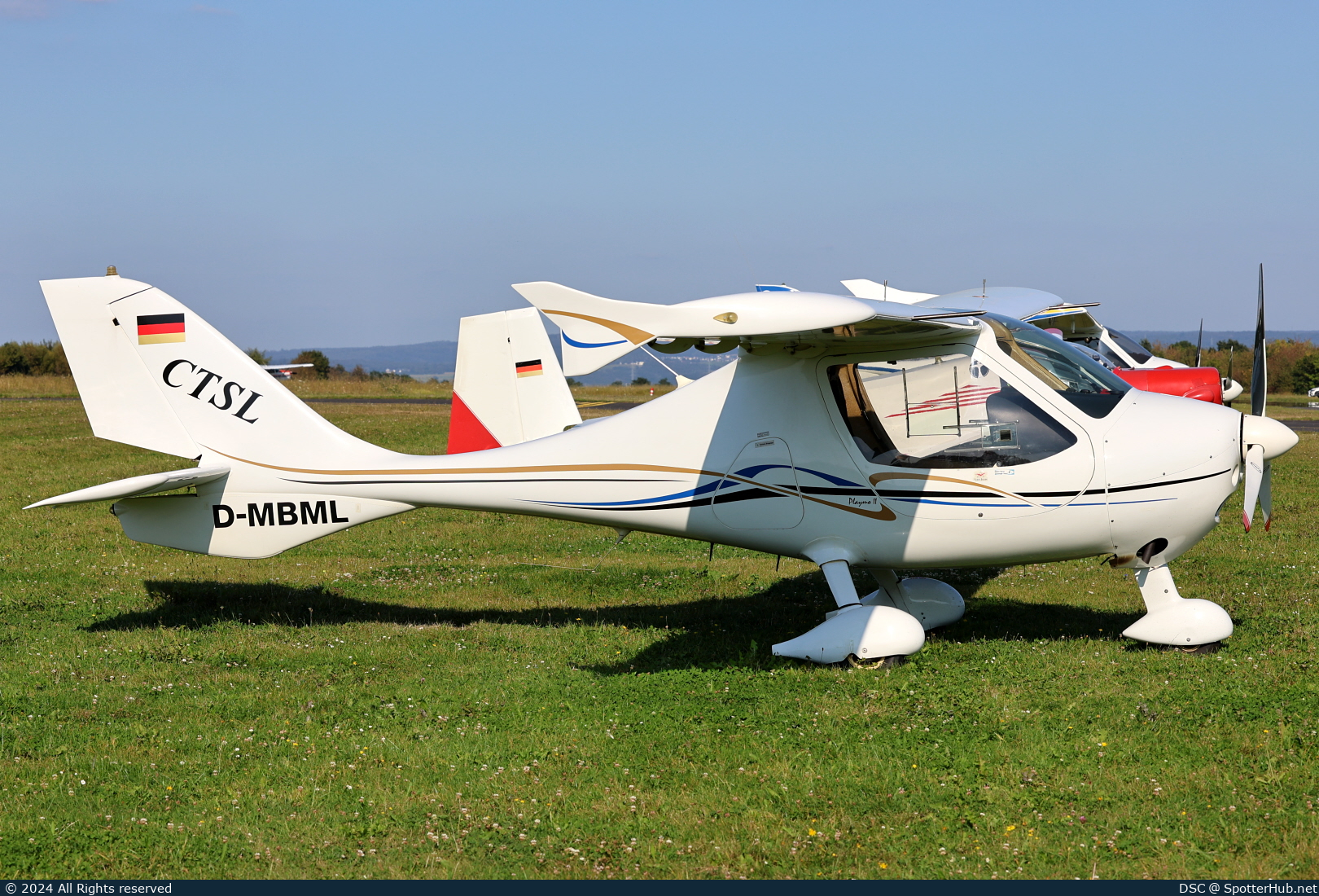 Photo of D-MBML - Flight Design CT Supralight operated by Private