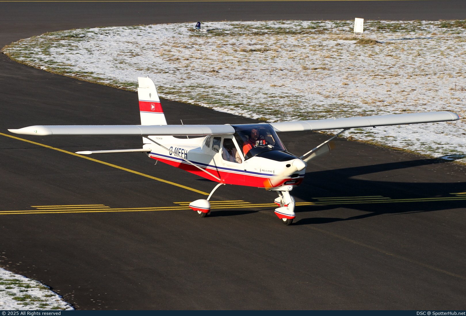 Photo of D-MFFH - Tecnam P92 Echo operated by Private