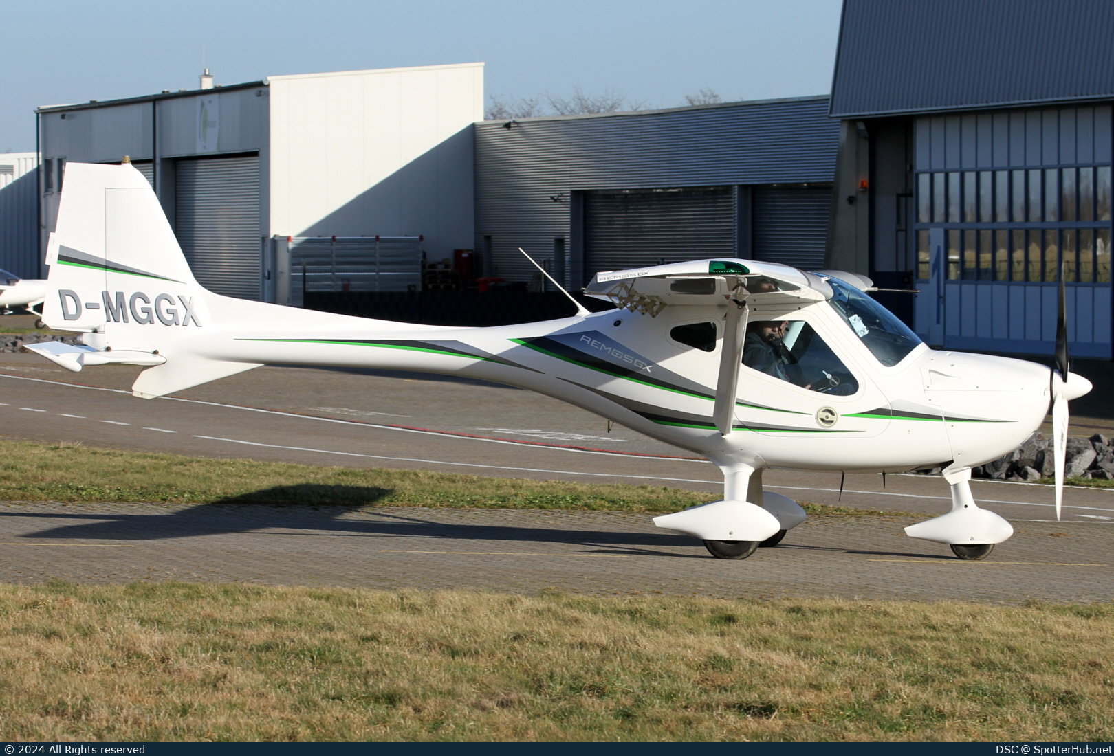 Photo of D-MGGX - Remos GX operated by Private