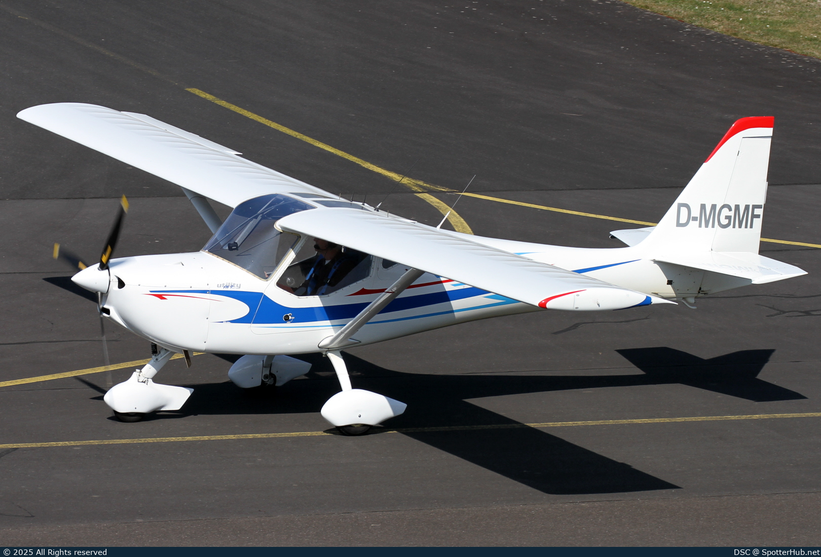 Photo of D-MGMF - FK-Lightplanes FK9 Mk.IV operated by Ultraleichtflugschule Otto Funk