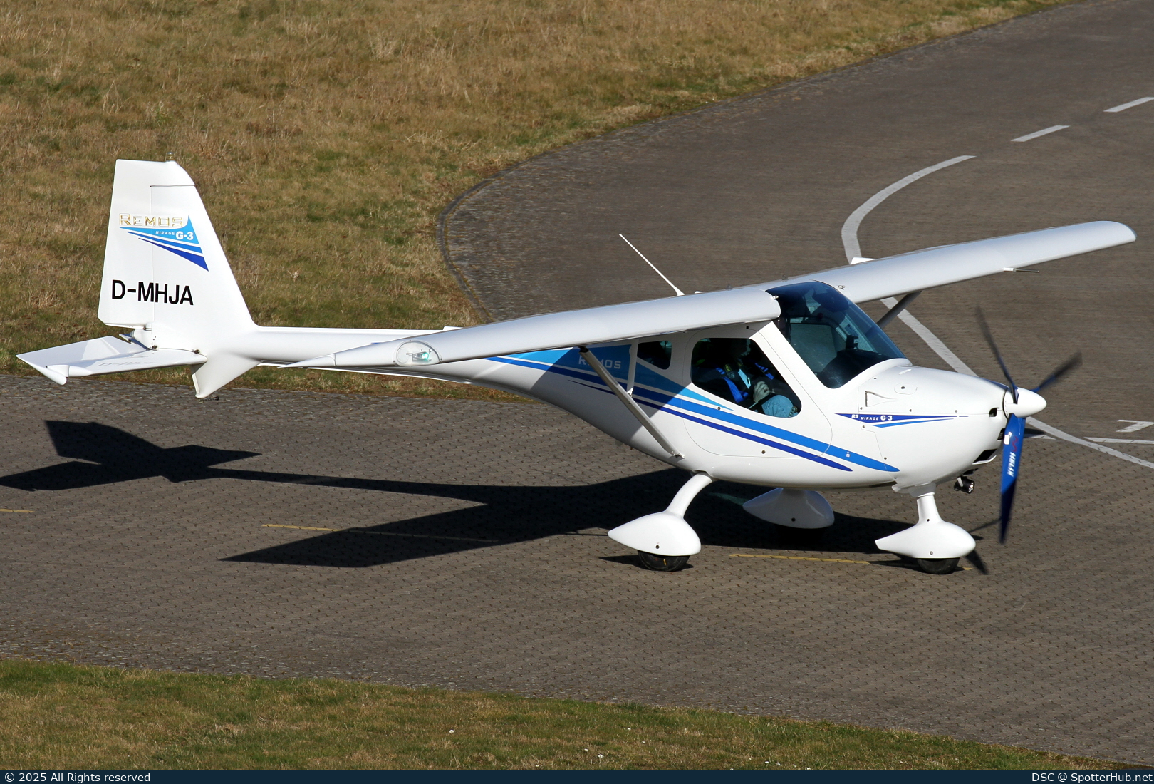 Photo of D-MHJA - Remos G3 Mirage operated by Private