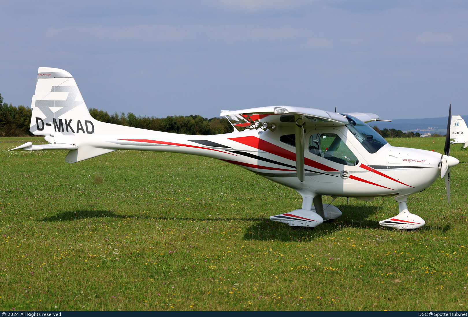 Photo of D-MKAD - Remos GX operated by Private