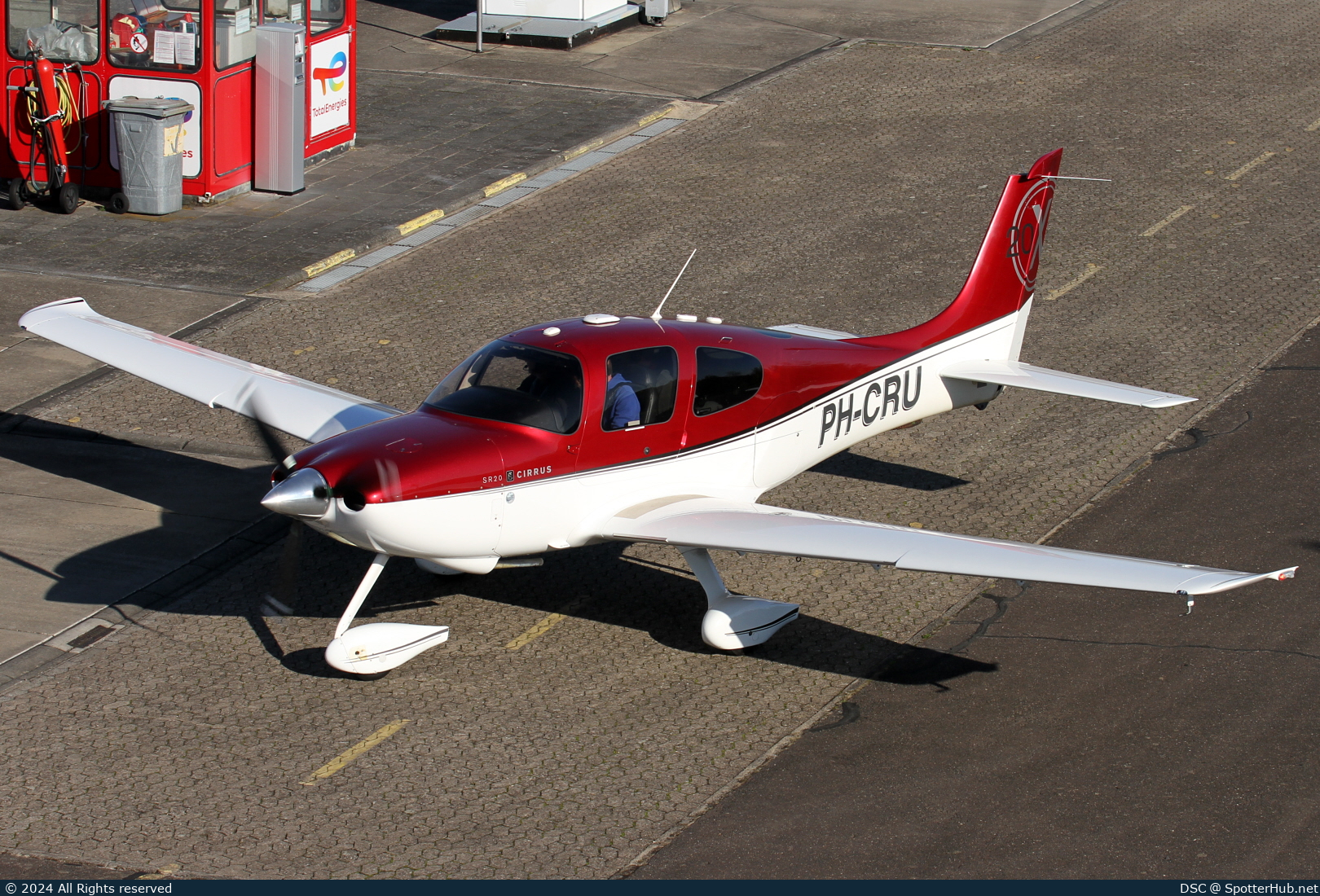 Photo of PH-CRU - Cirrus SR20 G3 operated by Private
