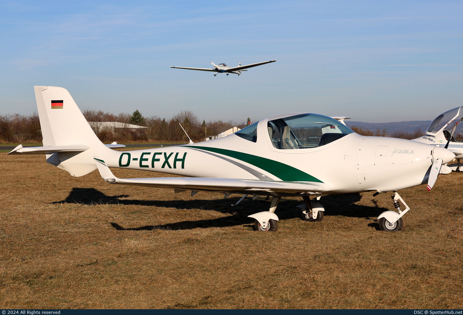 Photo of D-EFXH - Aquila A210 operated by IFR-Flugschule