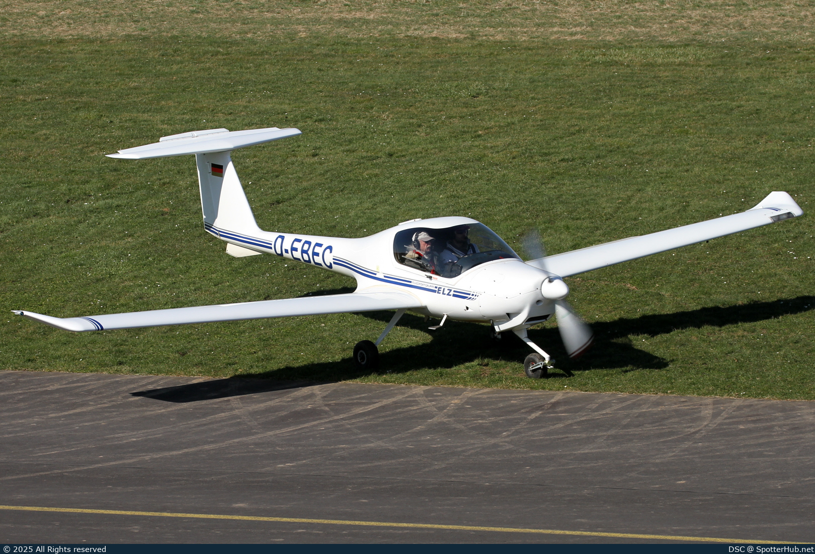 Photo of D-EBEC - Diamond DA20-A1 Katana operated by Flugsportgruppe Elz