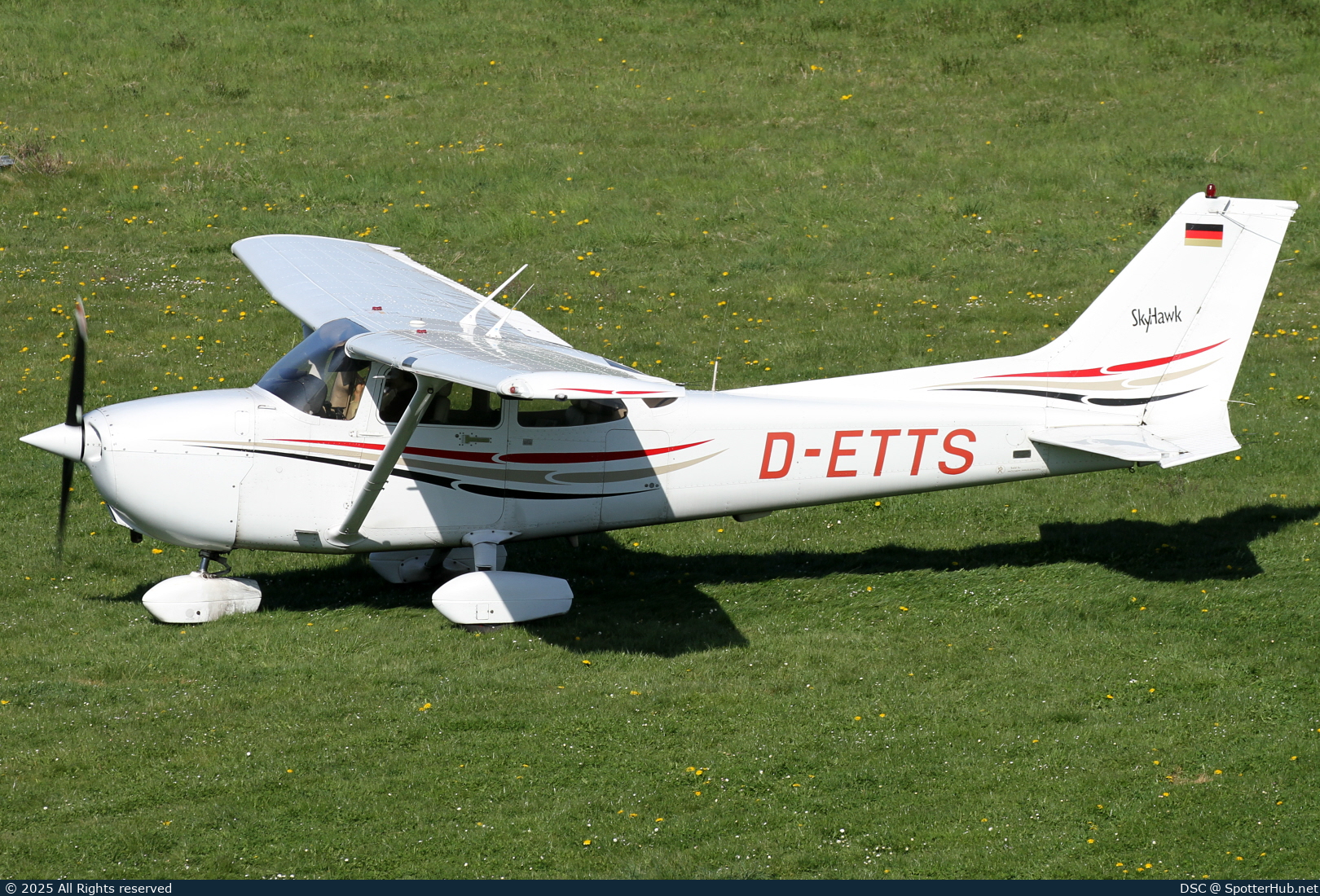 Photo of D-ETTS - Cessna 172R Skyhawk II operated by ATC Aviation Training & Transport Center