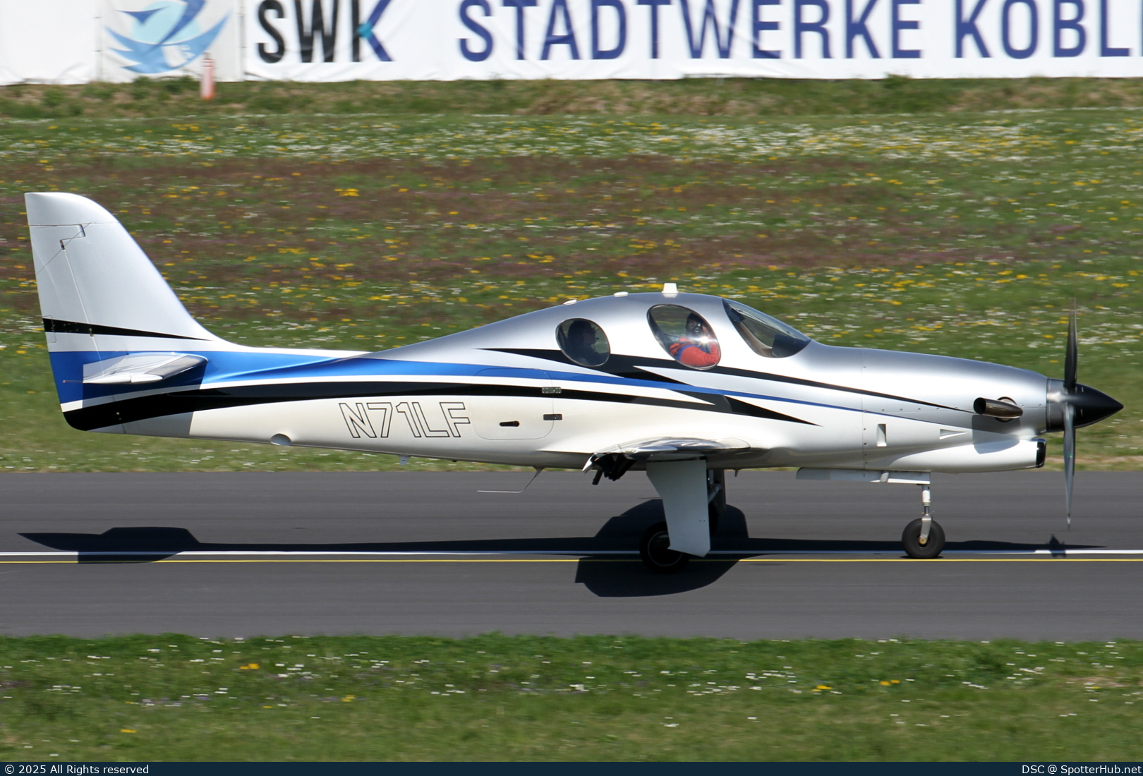 Photo of N71LF - Lancair Evolution operated by Private