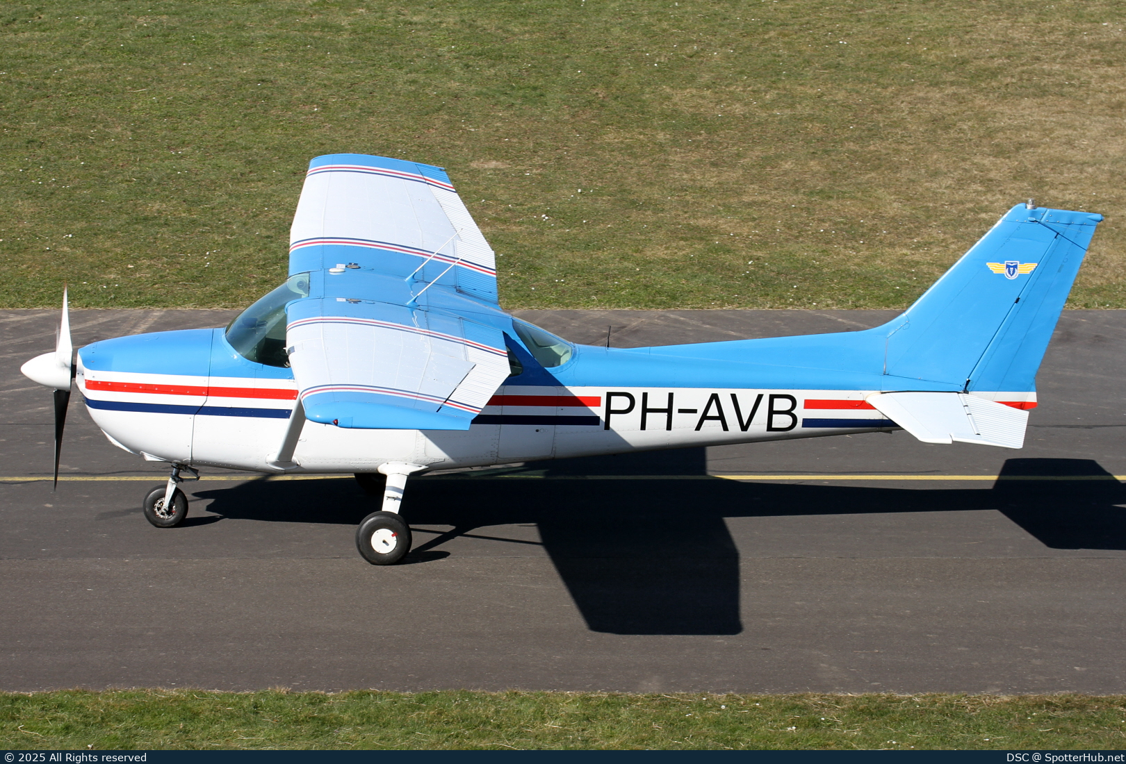 Photo of PH-AVB - Reims-Cessna F172P Skyhawk II operated by Vliegclub Teuge