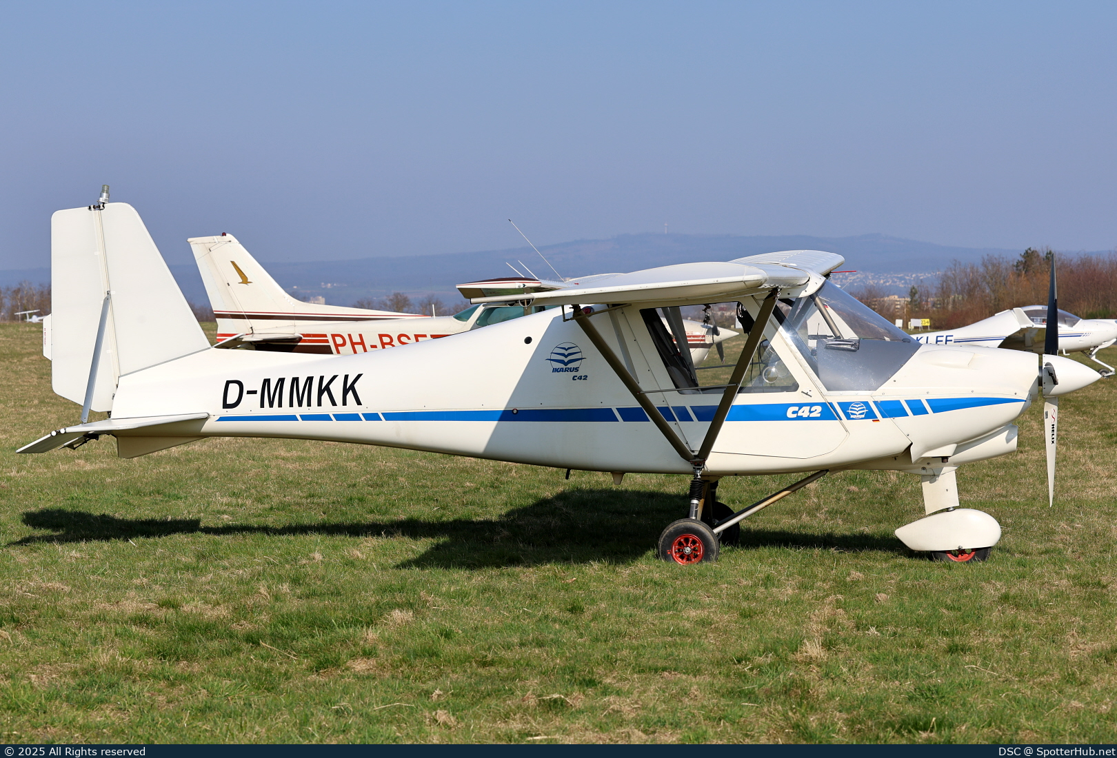 Photo of D-MMKK - Comco Ikarus C42 operated by Private