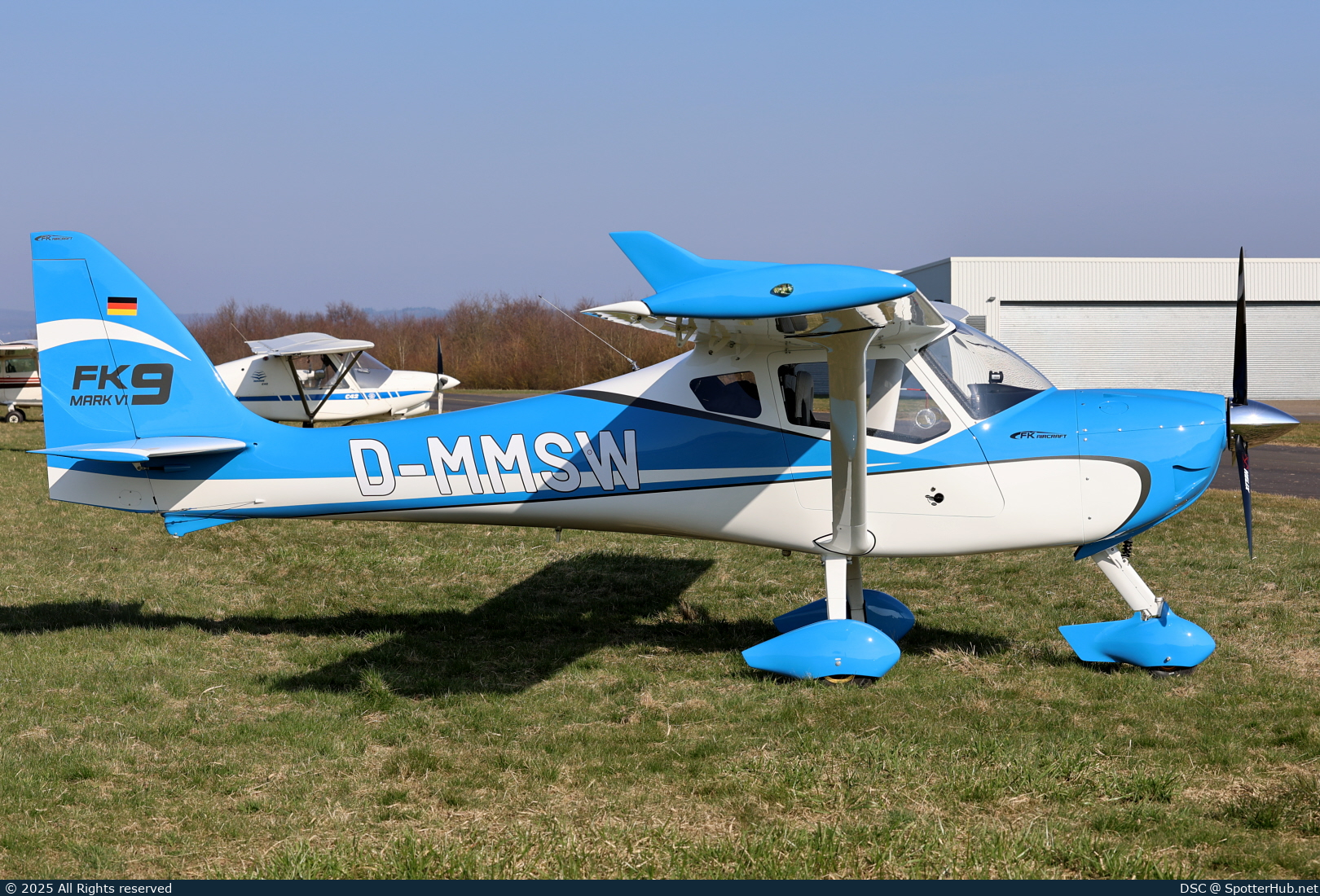 Photo of D-MMSW - FK-Lightplanes FK9 Mk.VI operated by Private