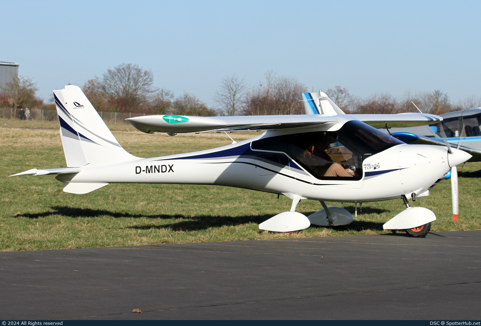 Photo of D-MNDX - Ekolot KR-030 Topaz Sport operated by Private
