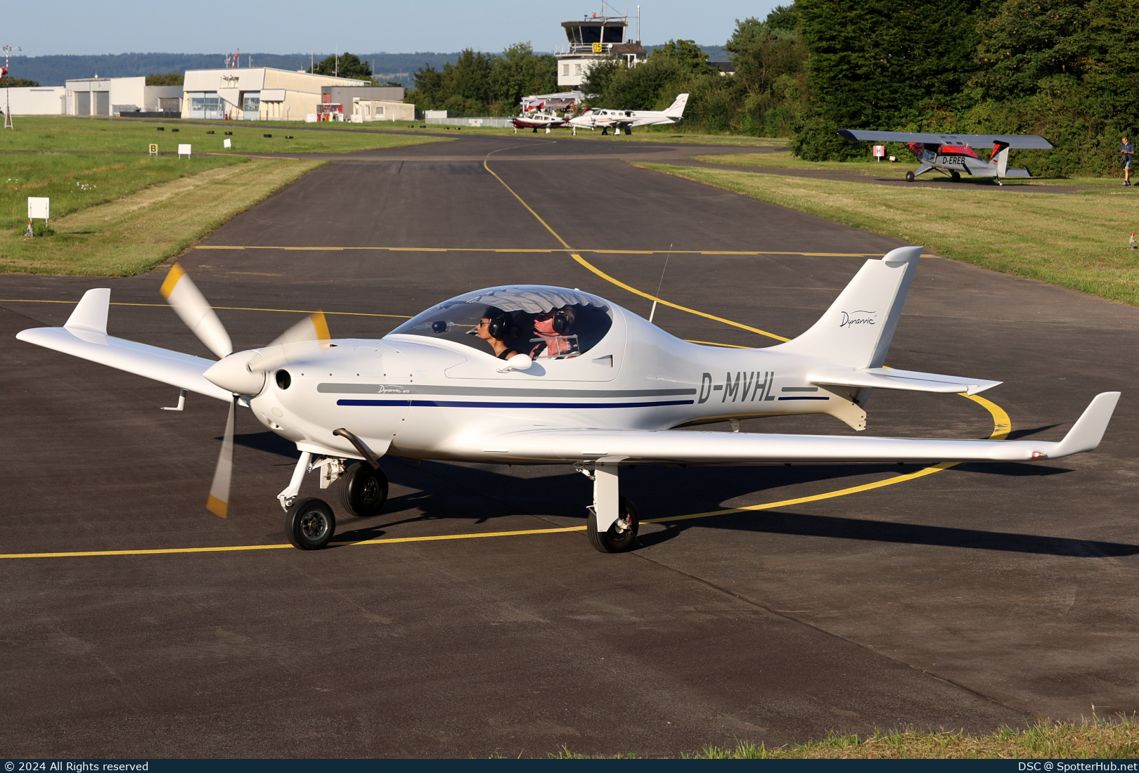 Photo of D-MVHL - AeroSpool WT9 Dynamic operated by Segelfliegergemeinschaft Backnang