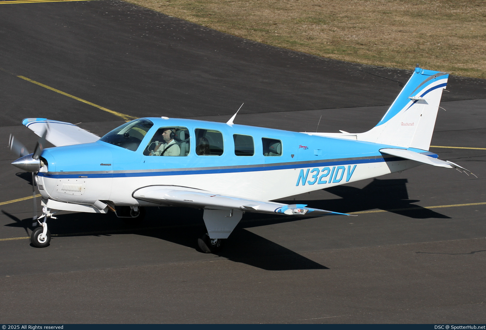 Photo of N321DV - Beechcraft A36 Bonanza operated by Private