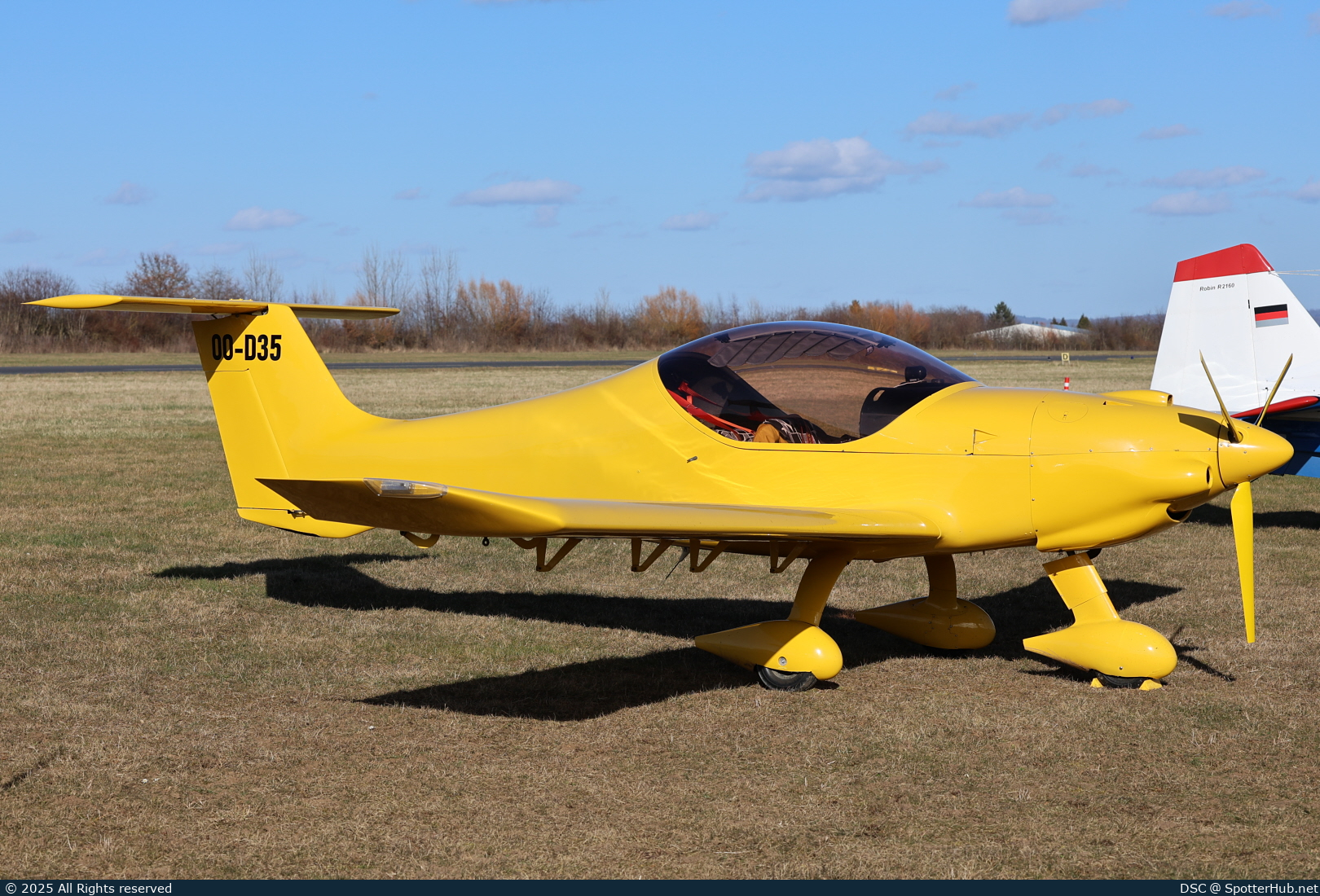 Photo of OO-D35 - Dyn'Aéro MCR-01 ULC operated by Private