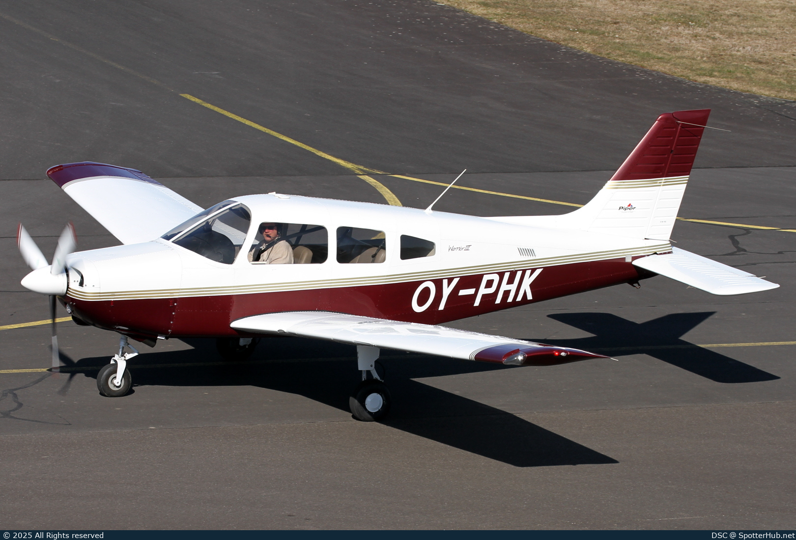 Photo of OY-PHK - Piper PA-28-161 Warrior III operated by Brussels Aviation School