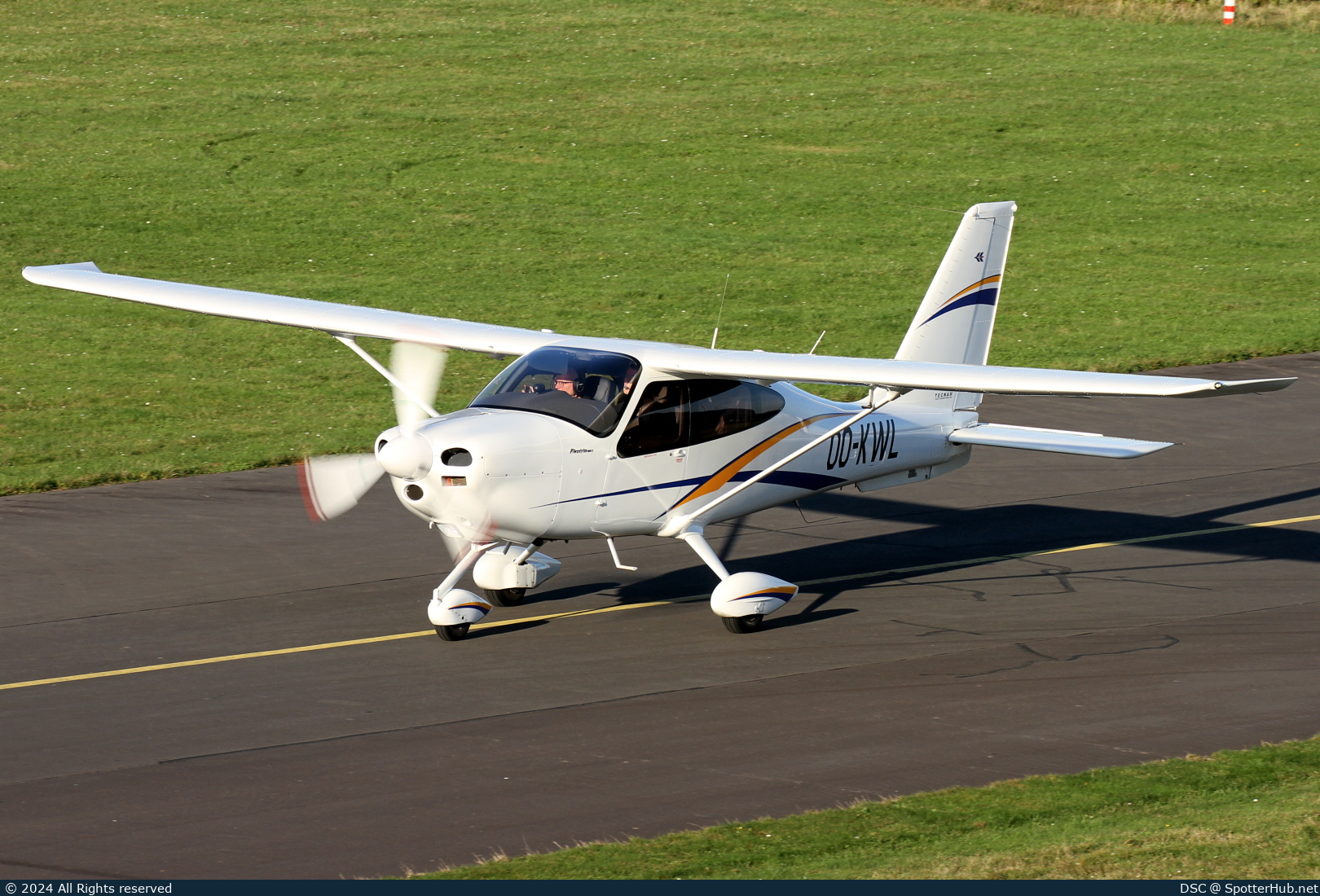 Photo of OO-KWL - Tecnam P2010 Mk.II operated by Aero-Kiewit
