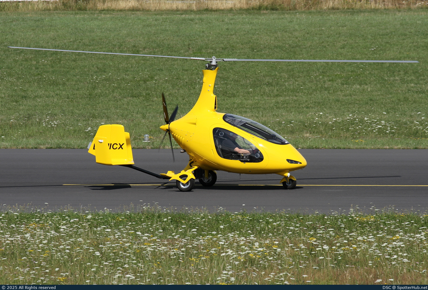 Photo of D-MICX - AutoGyro Cavalon operated by Private