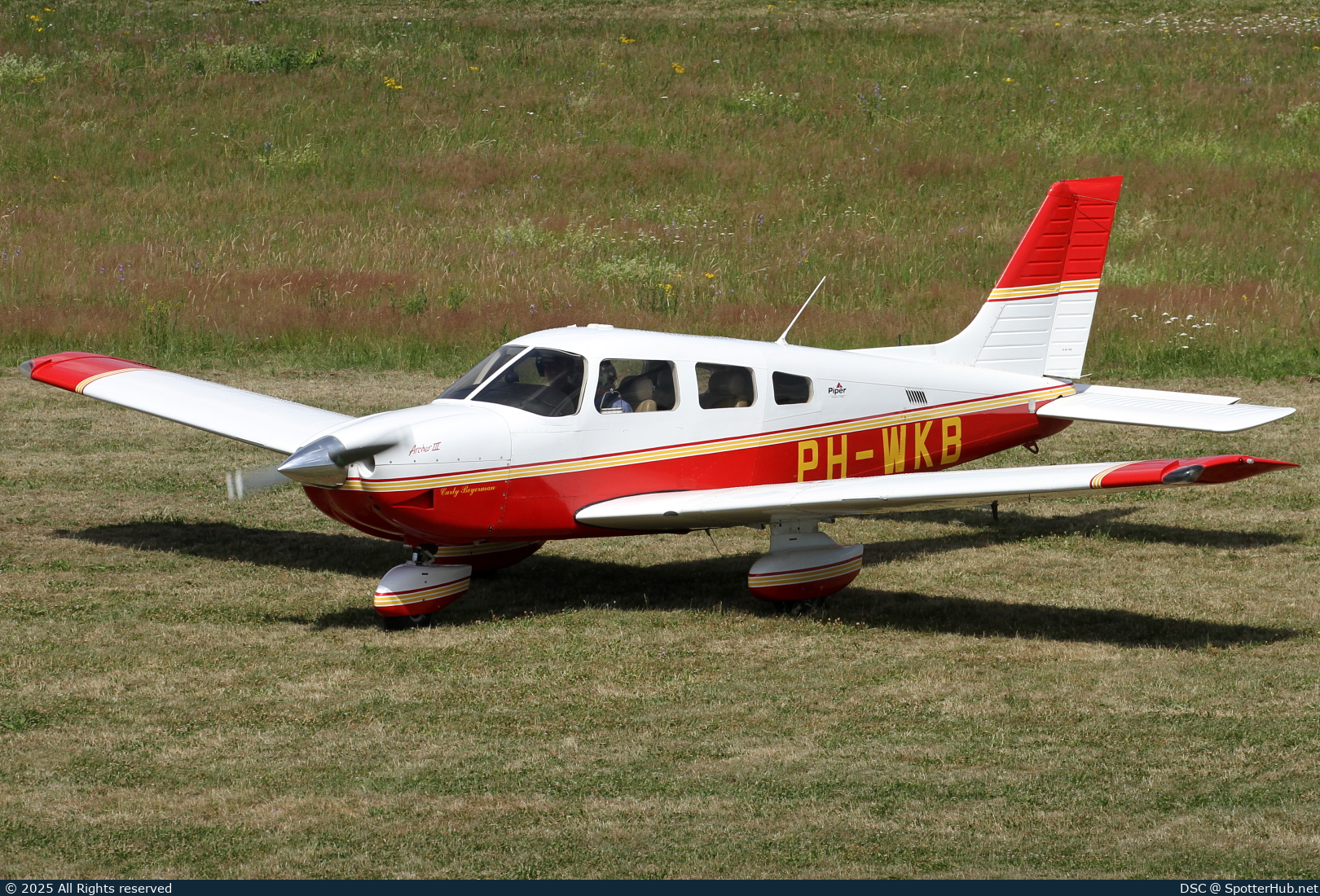 Photo of PH-WKB - Piper PA-28-181 Archer III operated by Private