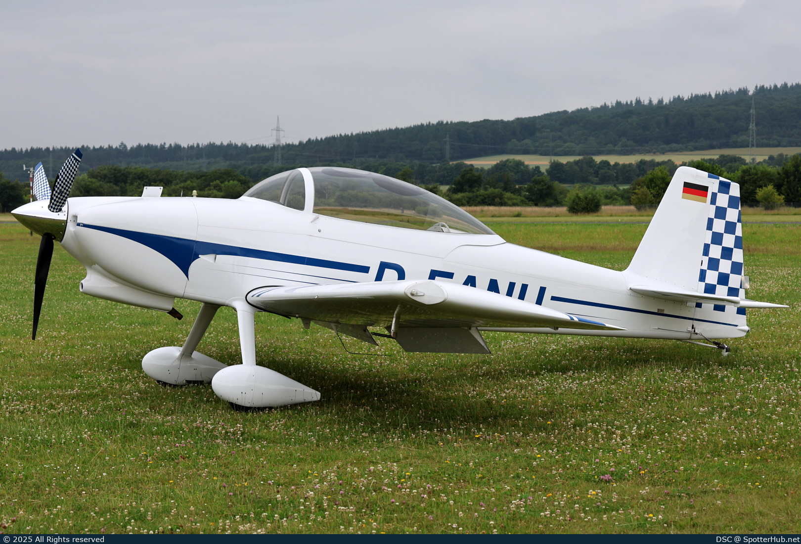 Photo of D-EANU - Vans RV-8 operated by Private