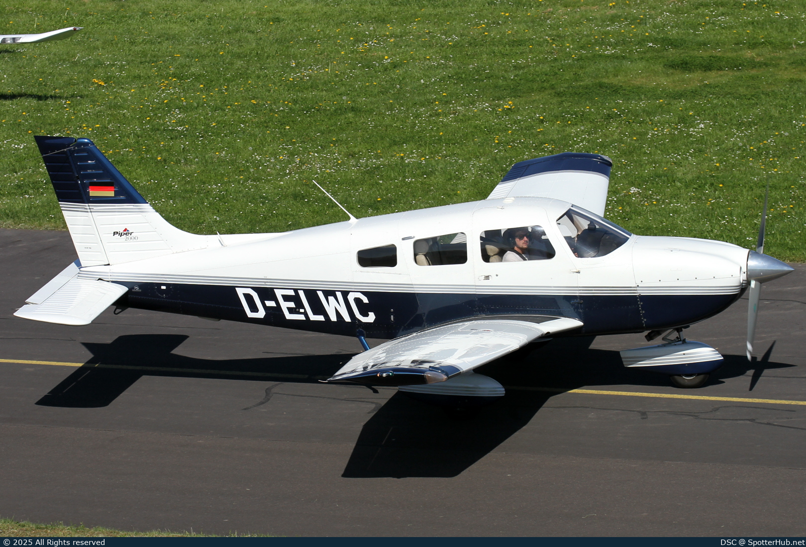 Photo of D-ELWC - Piper PA-28-181 Archer III operated by Luftsportverein Rietberg
