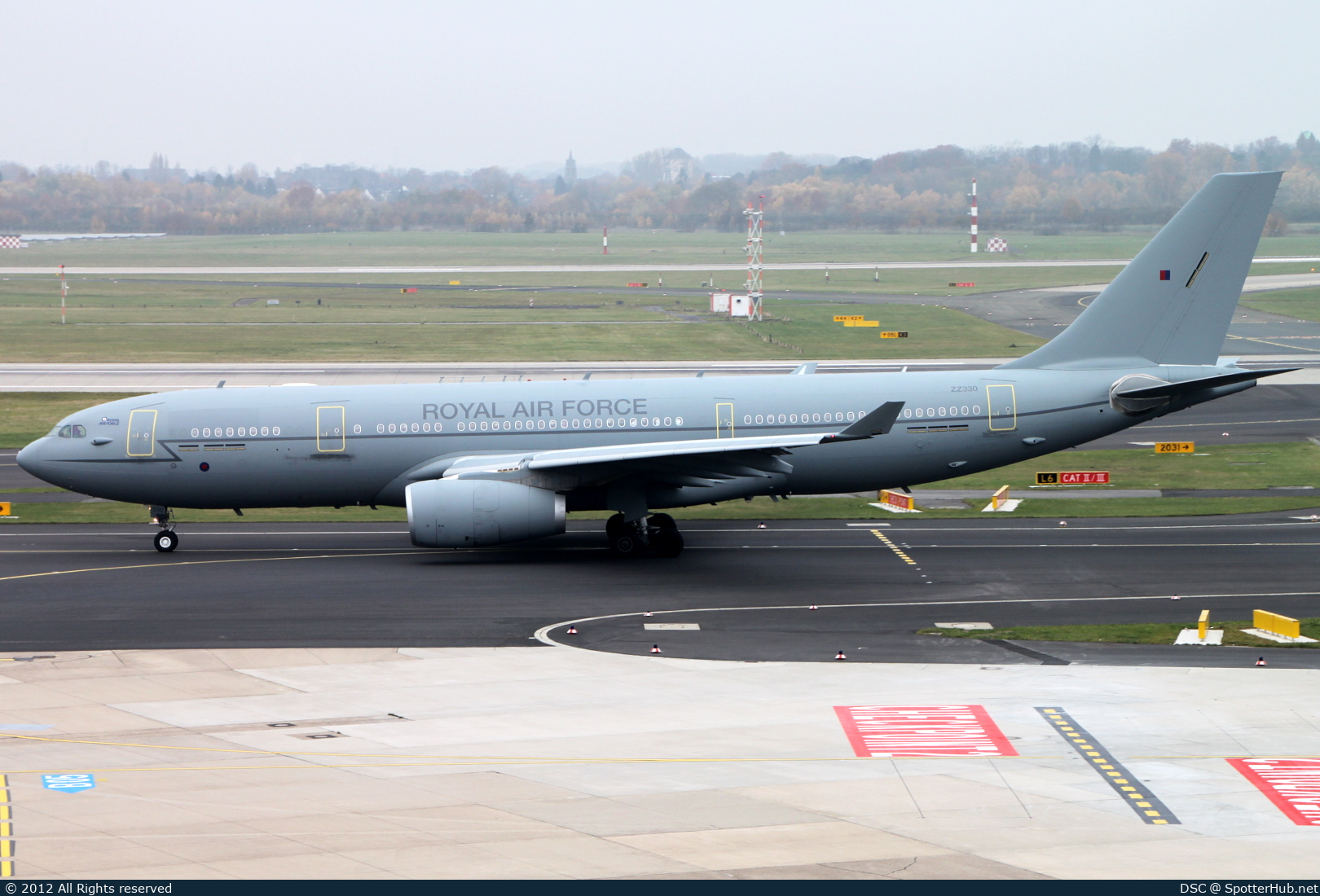 Photo of ZZ330 - Airbus A330-243(MRTT) Voyager KC.2 operated by Royal Air Force