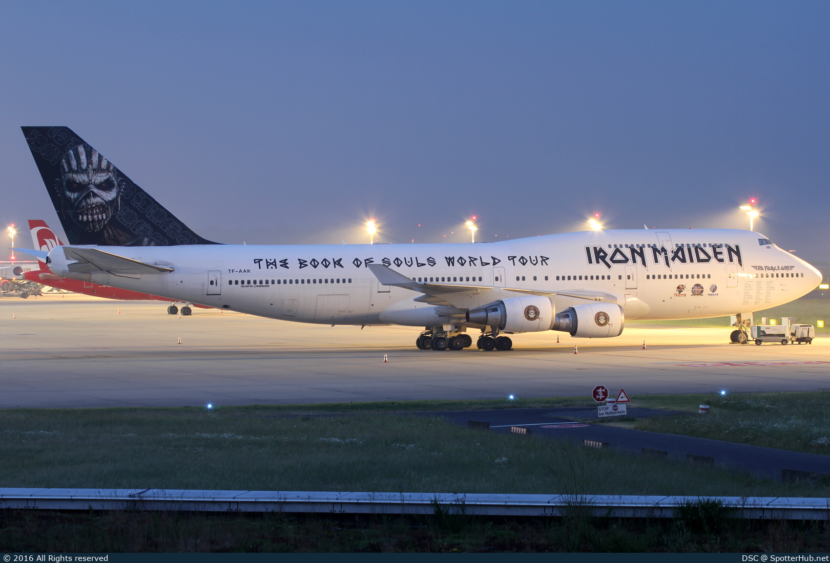 Photo of TF-AAK - Boeing 747-428 operated by Air Atlanta Icelandic