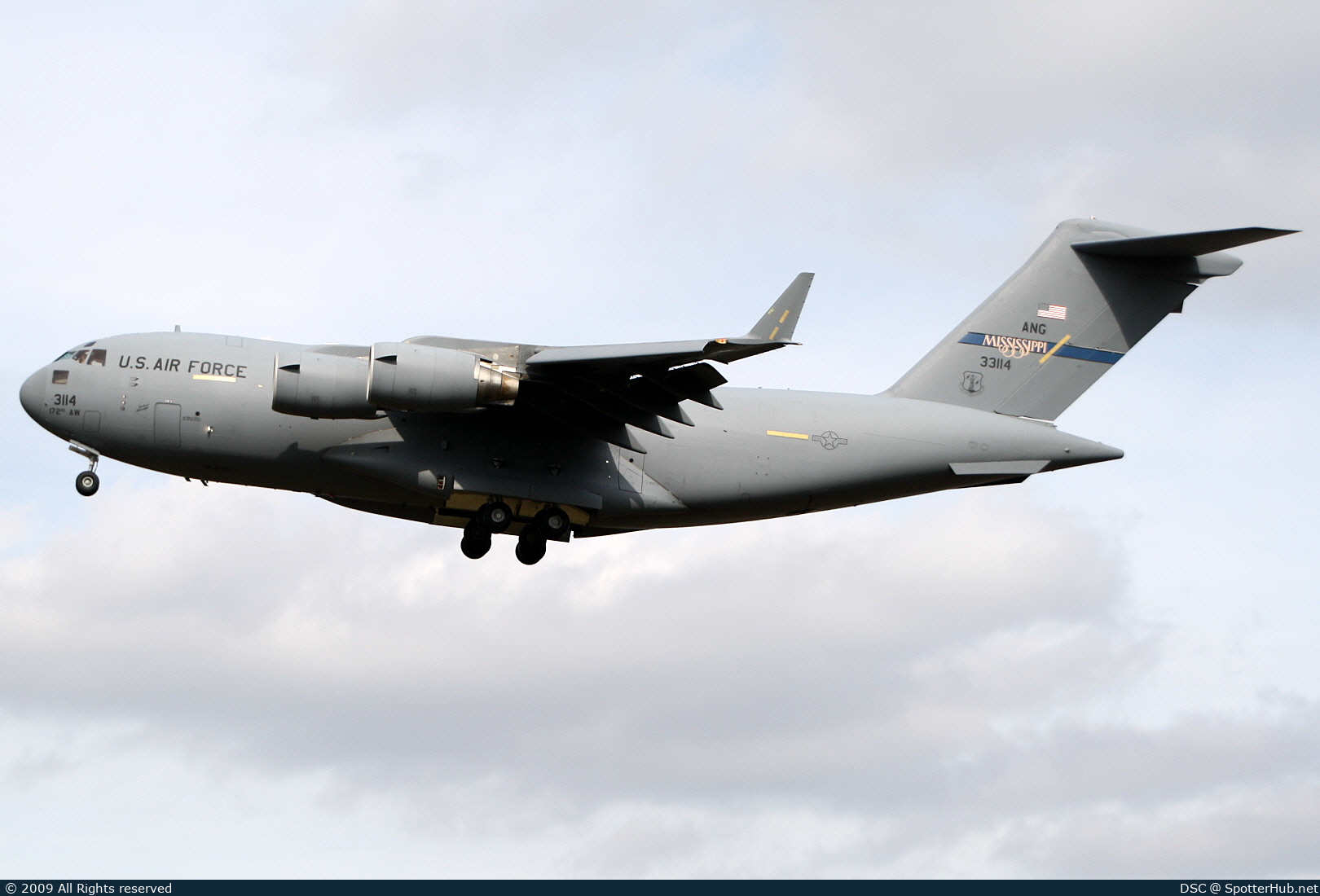 Photo of 03-3114 - Boeing C-17A Globemaster III operated by US Air Force