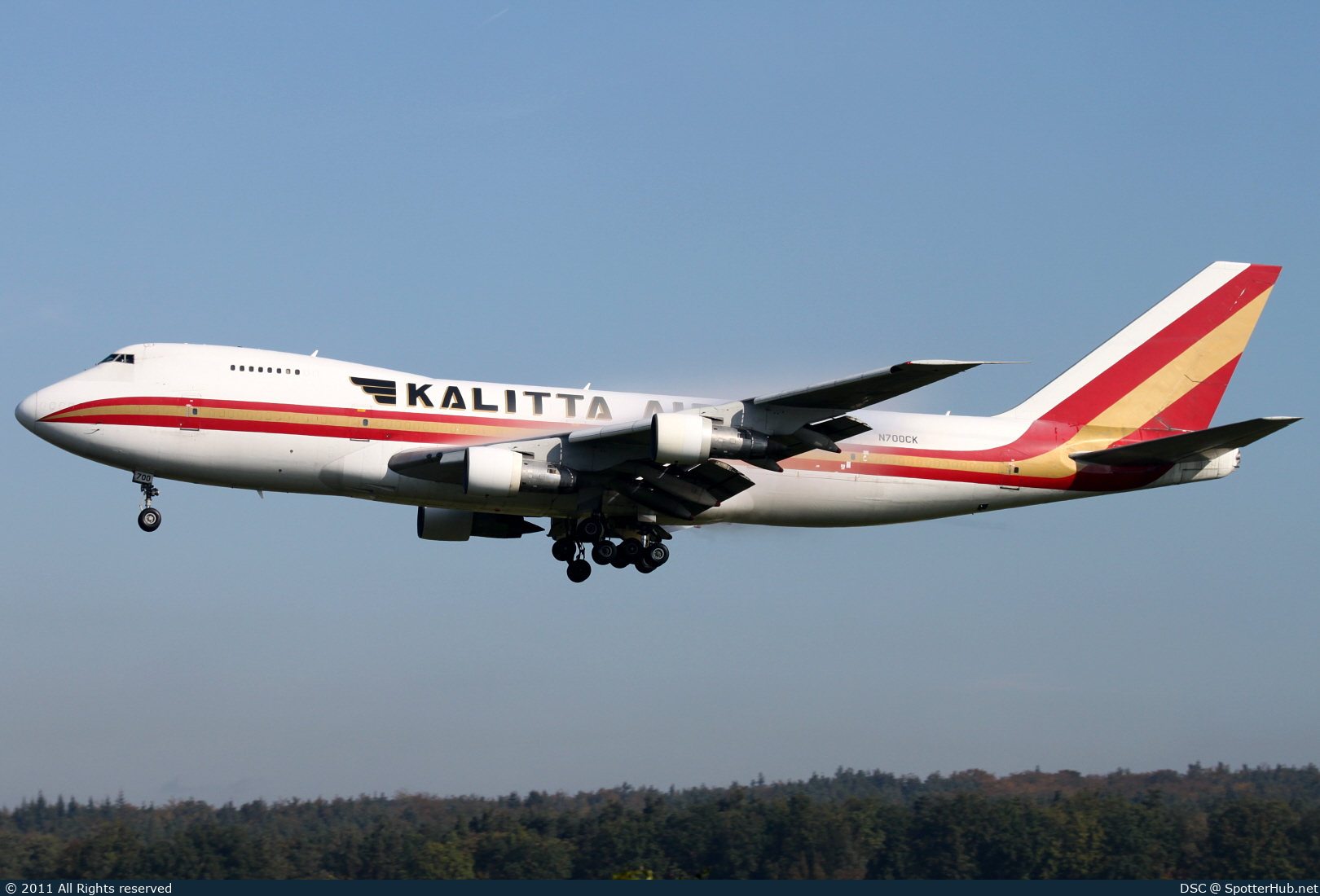 Photo of N700CK - Boeing 747-246B(SF) operated by Kalitta Air