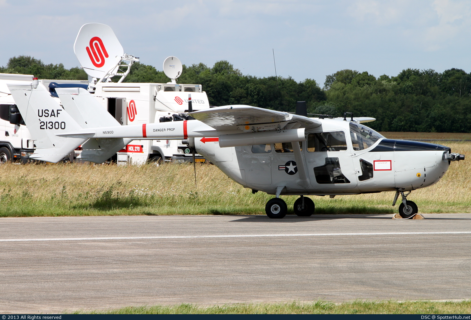 Photo of N590D - Cessna O-2A Super Skymaster operated by Private