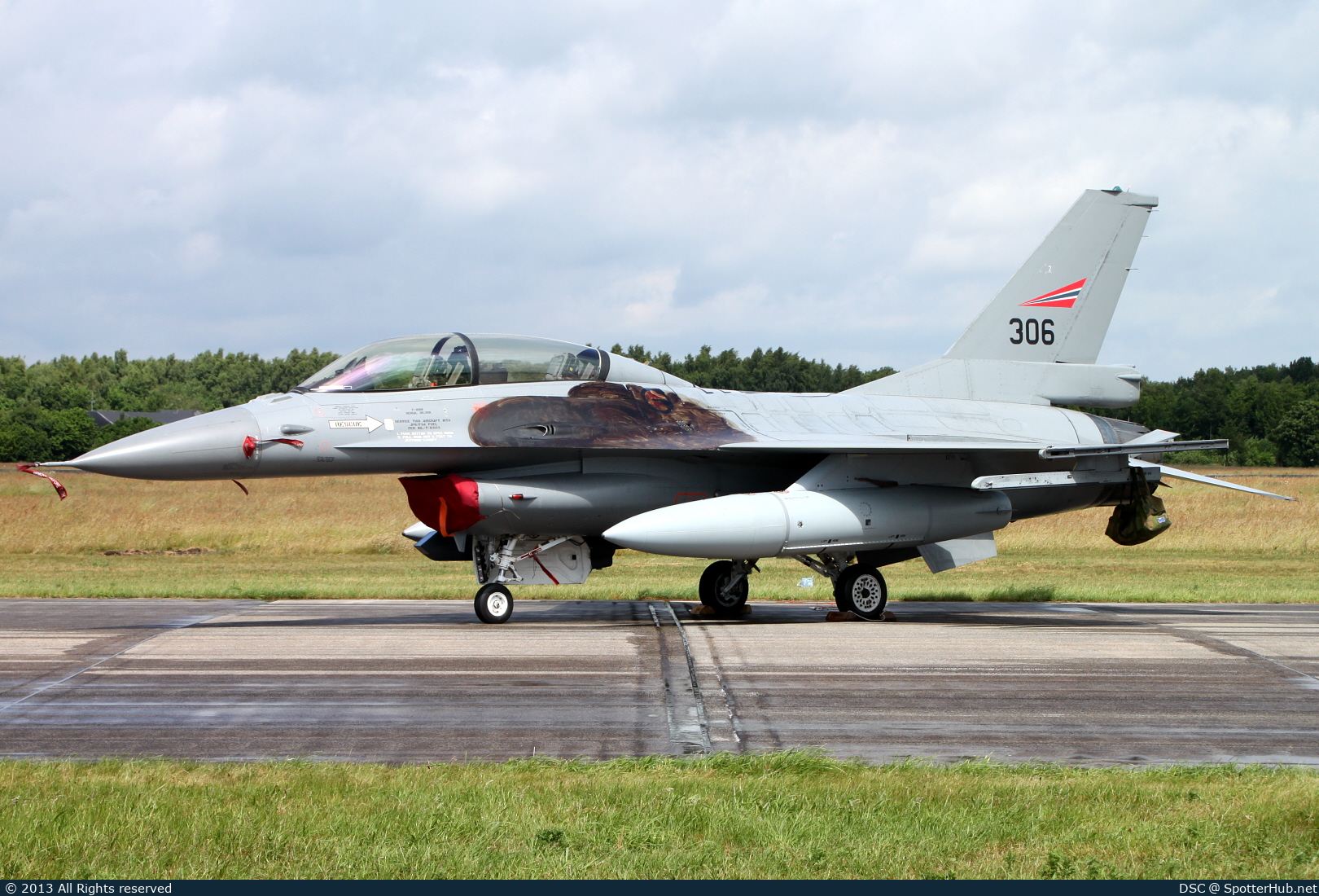 Photo of 306 - General Dynamics F-16BM Fighting Falcon operated by Royal Norwegian Air Force
