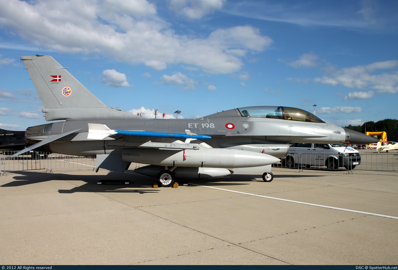 Photo of ET-198 - General Dynamics F-16BM Fighting Falcon operated by Royal Danish Air Force