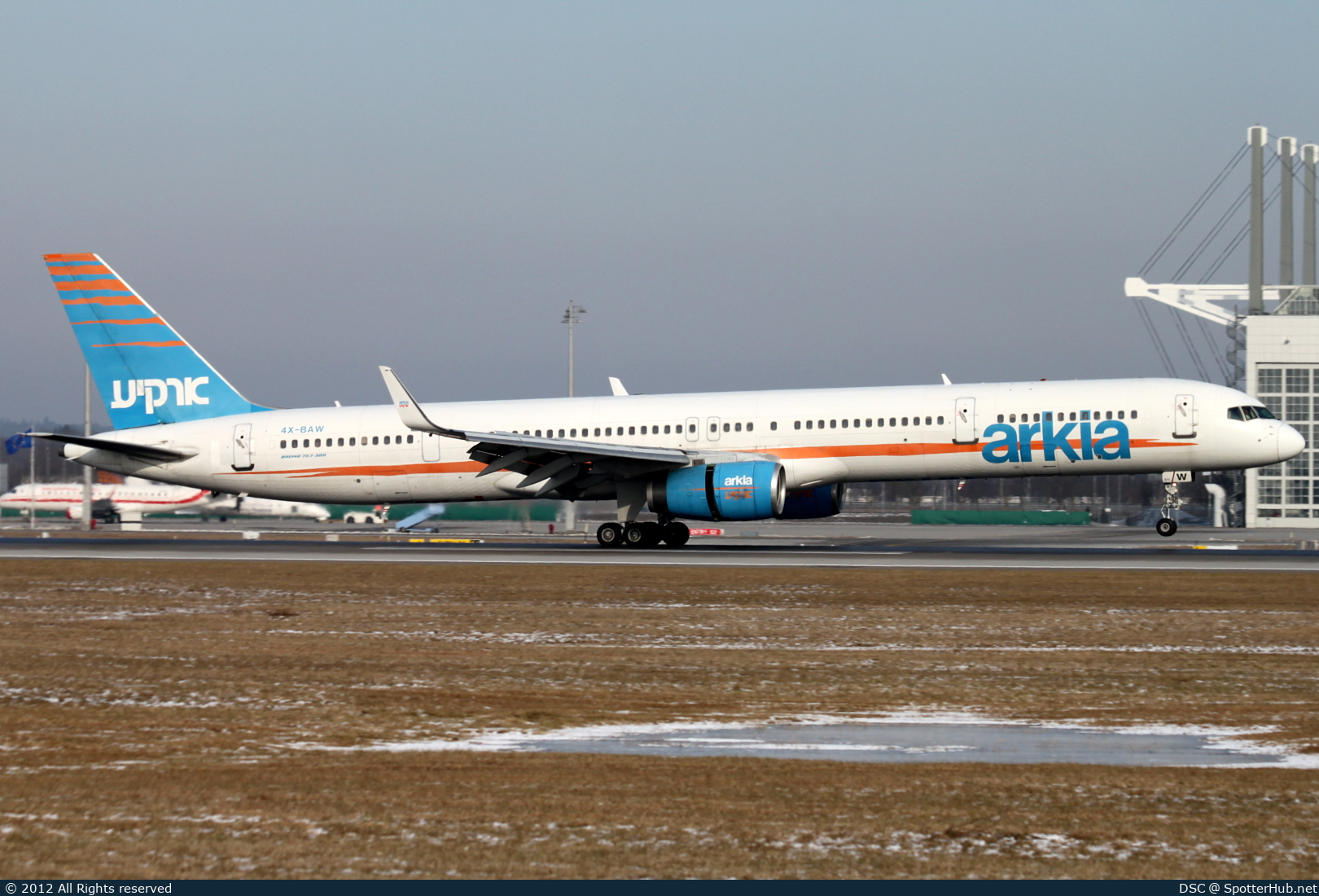 Photo of 4X-BAW - Boeing 757-3E7 operated by Arkia Israeli Airlines