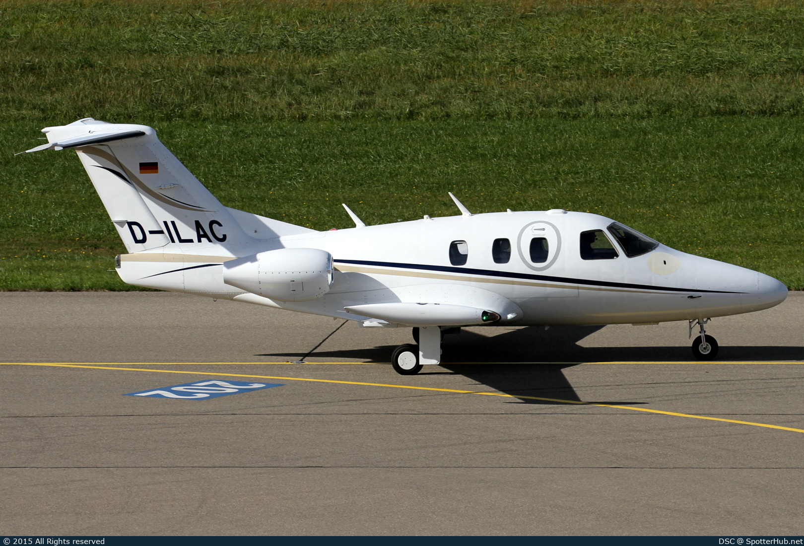 Photo of D-ILAC - Eclipse EA500 operated by Liebherr