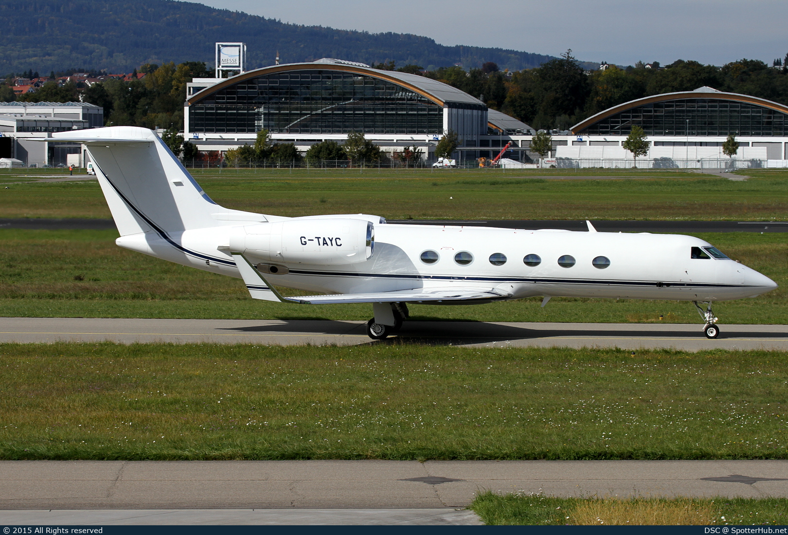 Photo of G-TAYC - Gulfstream GIV-X (G450) operated by Executive Jet Charter