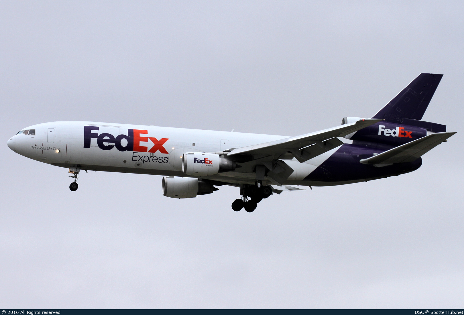 Photo of N319FE - McDonnell Douglas MD-10-30(F) operated by FedEx